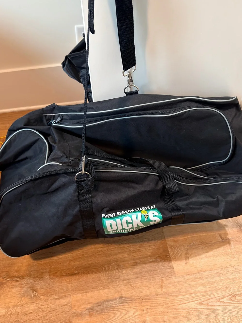 Black Men's Duffel Bag with Shoulder Strap